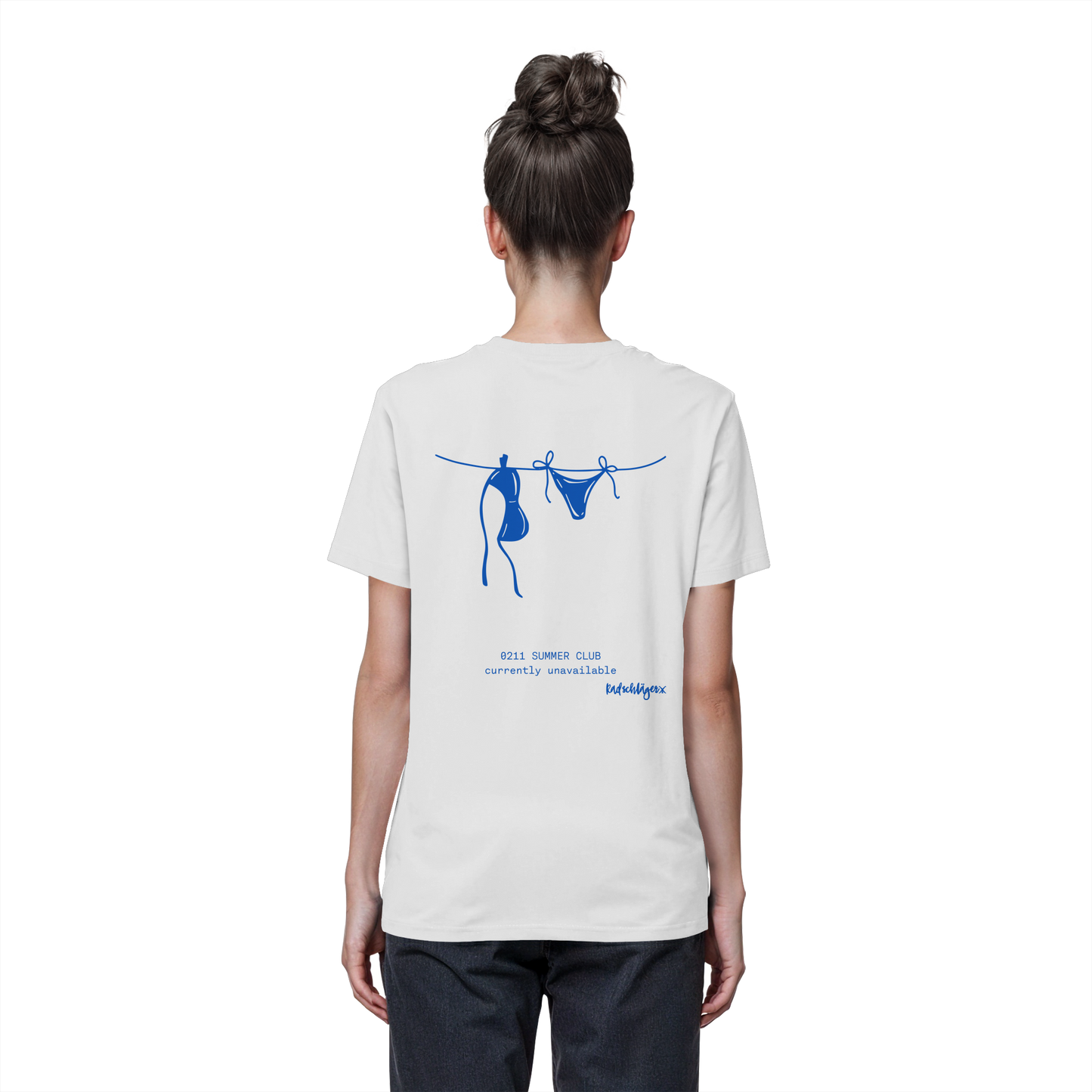 0211 Summer Club - Drying Off - Organic Basic Shirt
