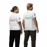 t-shirt-weiss-csd-ddorf-skyline-cyan-model